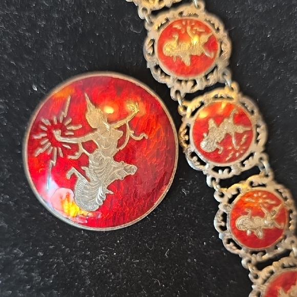 Vintage Red Siam Bracelet Sterling Silver And Brooch 7 Inches And 1 5/8 Inches
